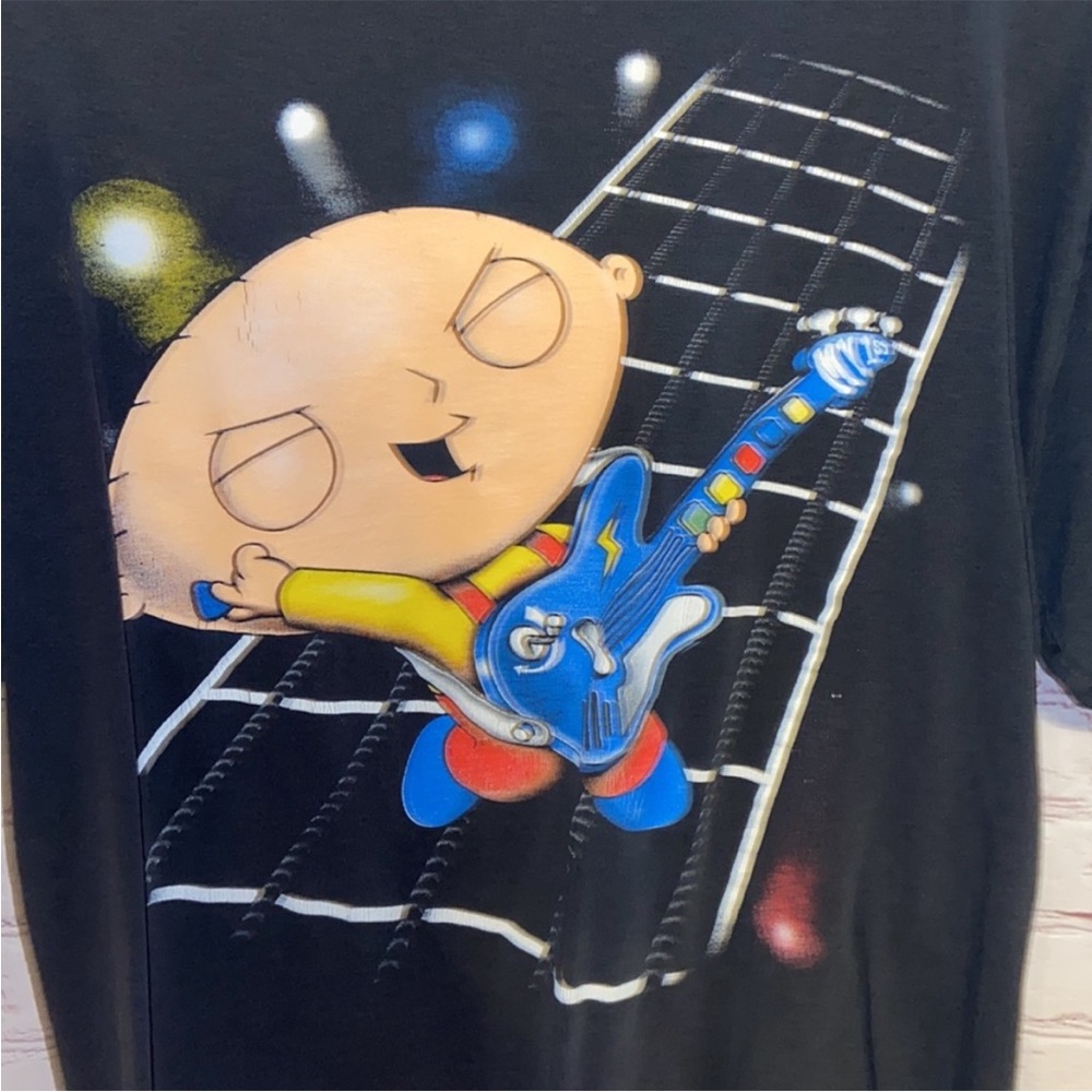Vintage Stewie Family Guy guitar hero t-shirt Size Medium